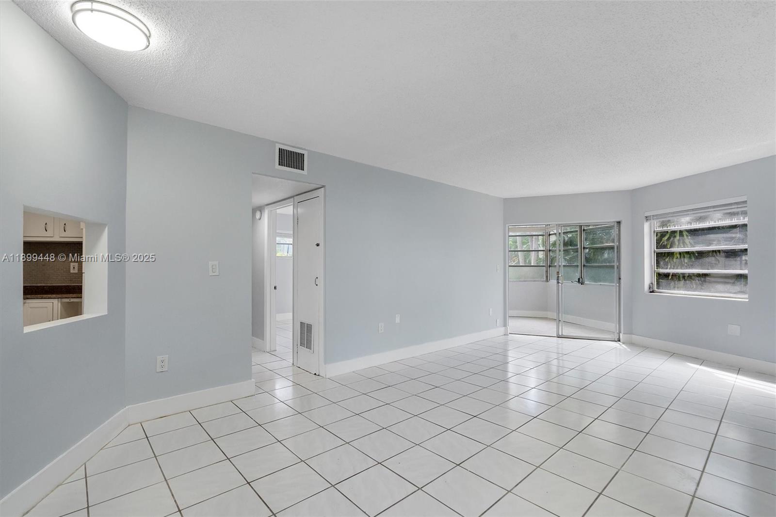 SKY LAKE GARDENS NO 1 CON - Residential Lease