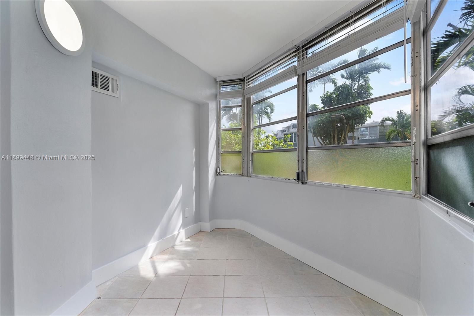 SKY LAKE GARDENS NO 1 CON - Residential Lease