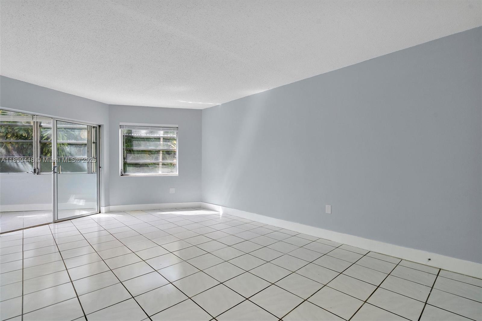 SKY LAKE GARDENS NO 1 CON - Residential Lease