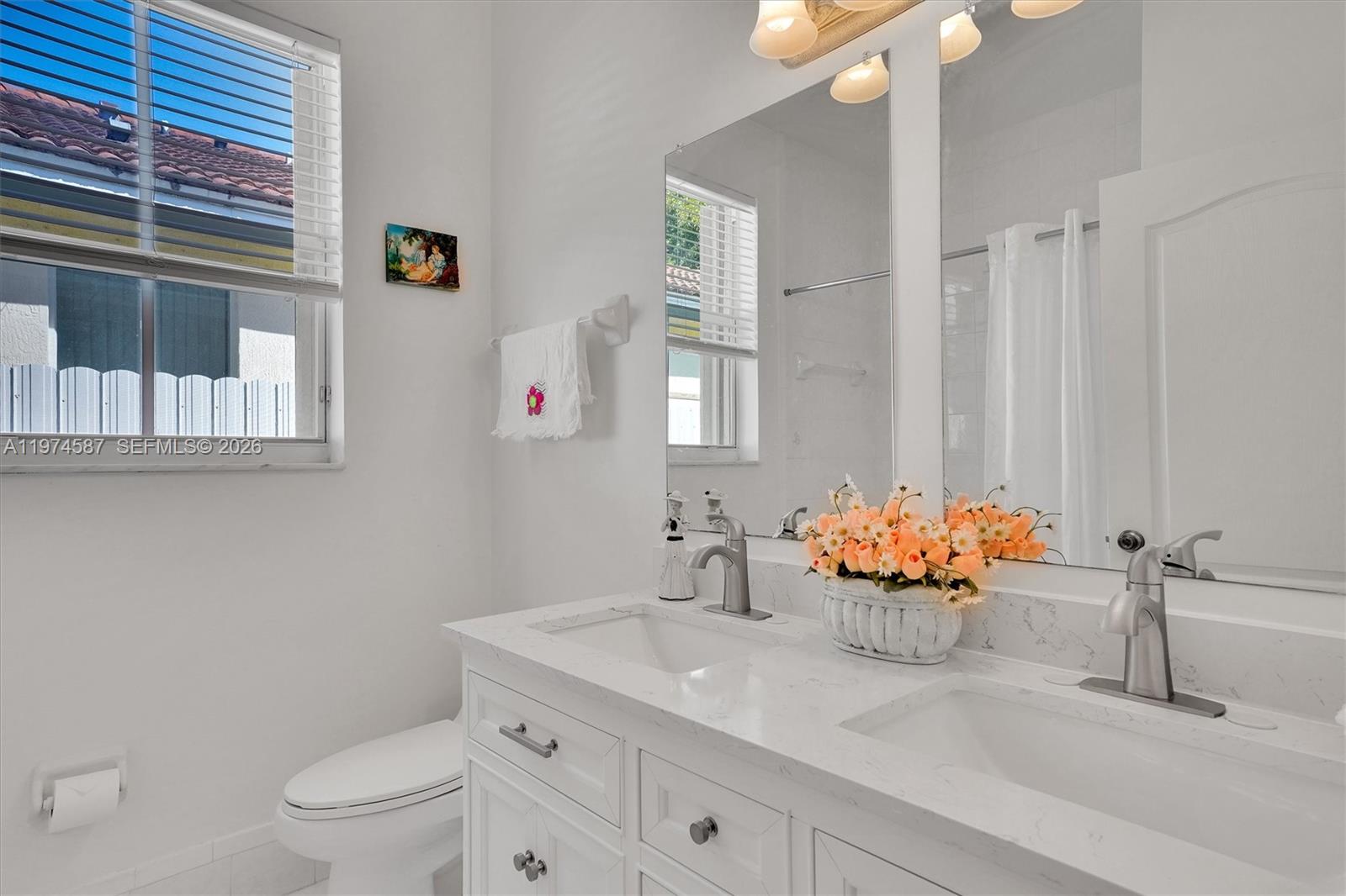 RIVIERA TRACE - Residential