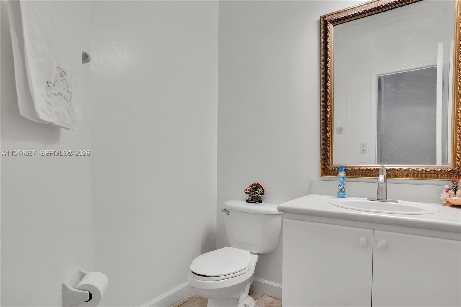 RIVIERA TRACE - Residential