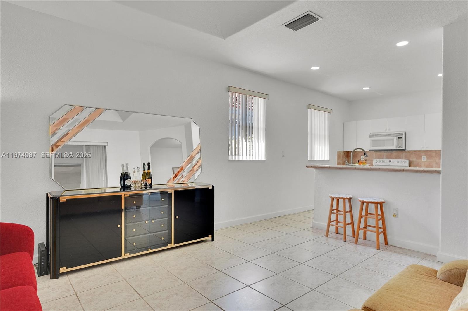 RIVIERA TRACE - Residential