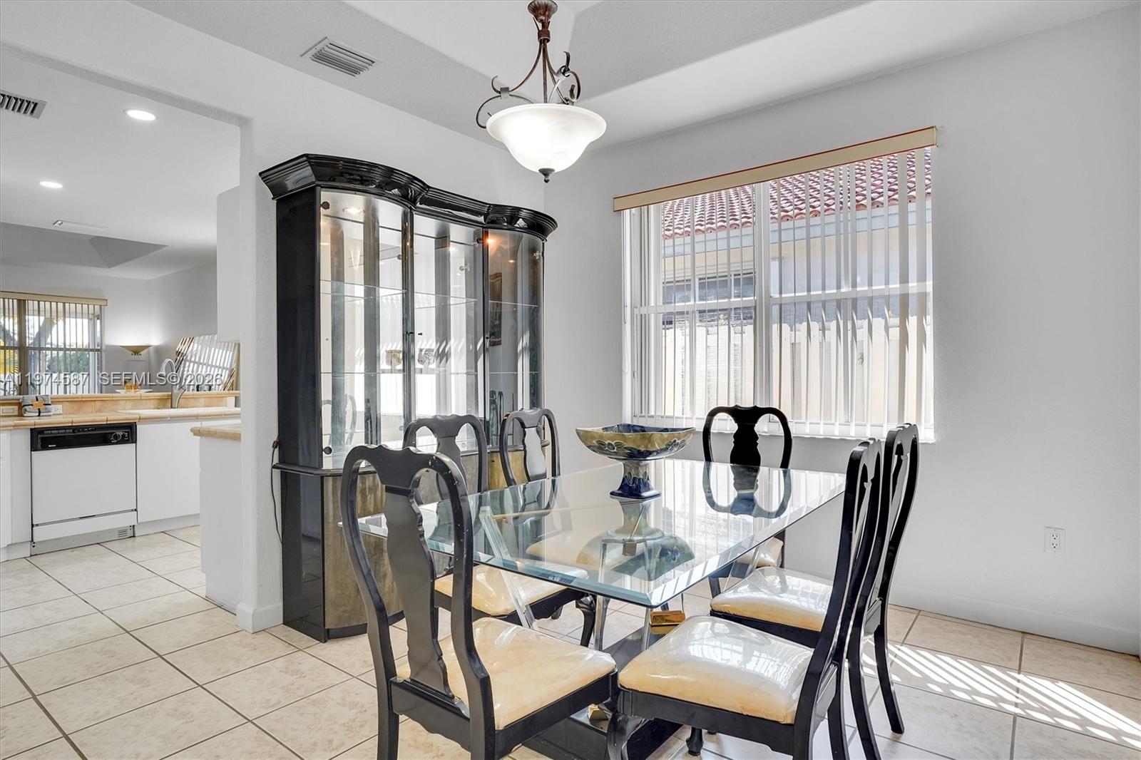 RIVIERA TRACE - Residential