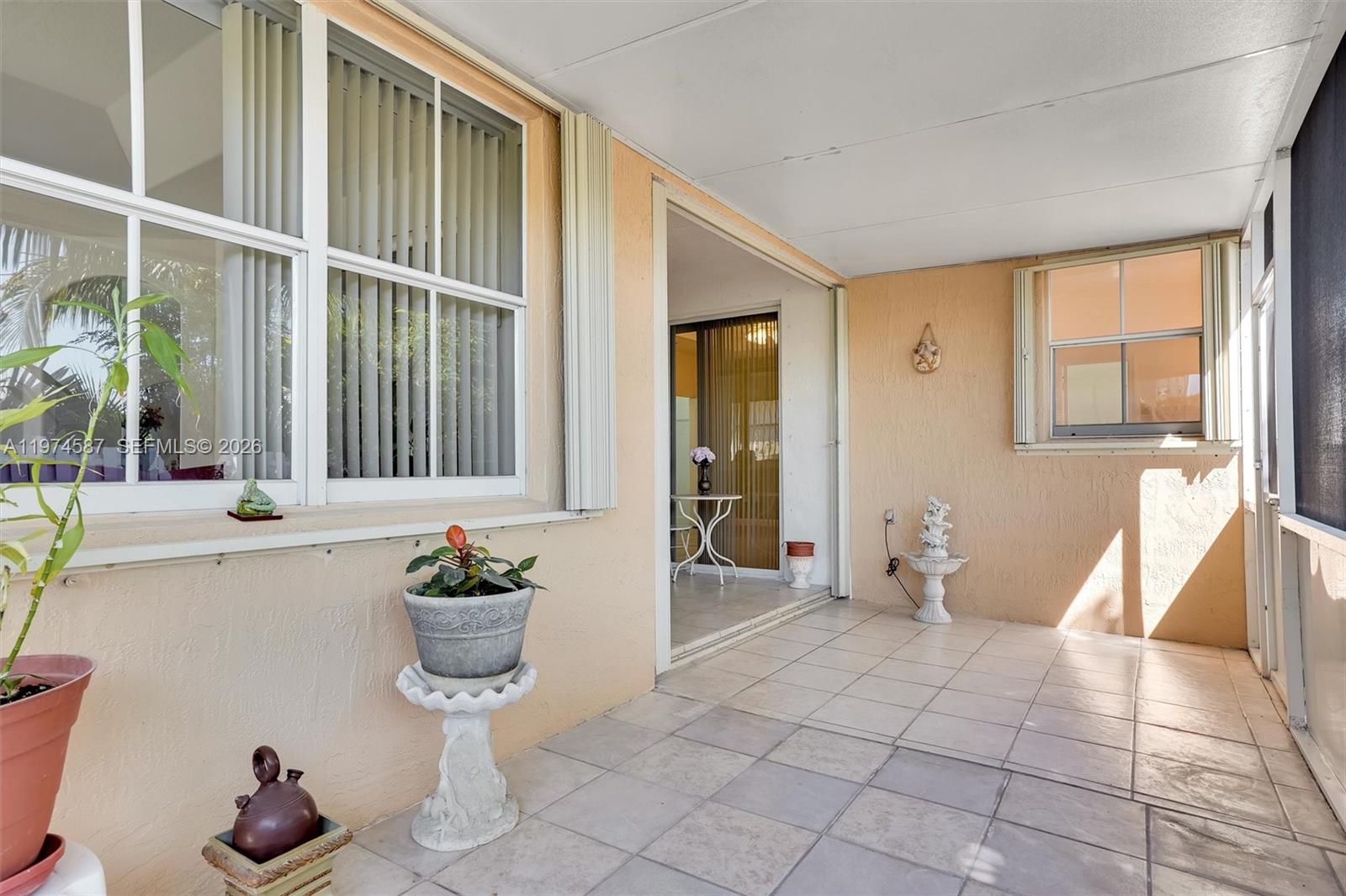 RIVIERA TRACE - Residential