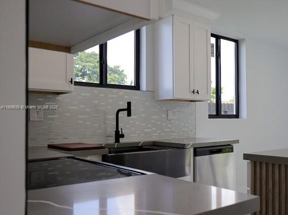 LAURAVILLE GARDENS - Residential