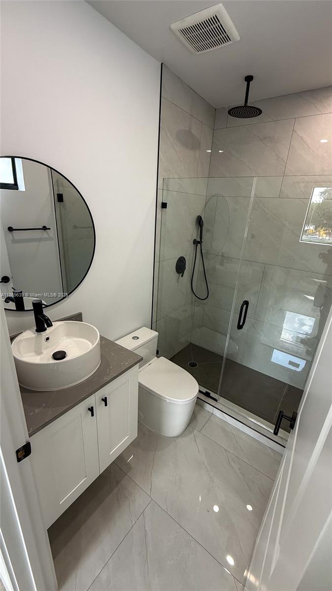 LAURAVILLE GARDENS - Residential