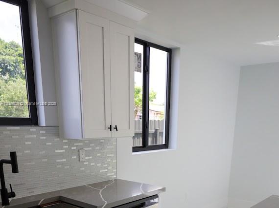 LAURAVILLE GARDENS - Residential