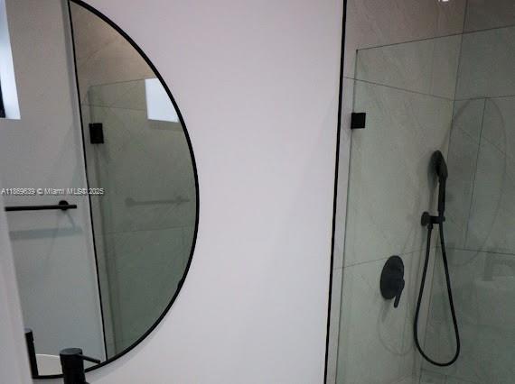 LAURAVILLE GARDENS - Residential