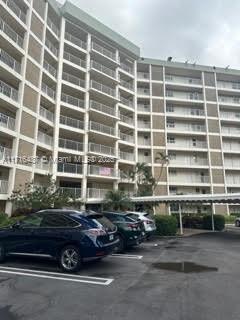 3/2 Corner unit! priced to sell! cash only! Amenities include Pool/BBQ area, trails, tennis, and more. Palm Aire welcomes golfers of all ages. Secure bldg. w/elevator. Maintenance includes water/sewer, waste, amenities, basic cable TV, building insurance, pest control. Palm Aire is well managed and close to expressways, shopping. Laundry room.