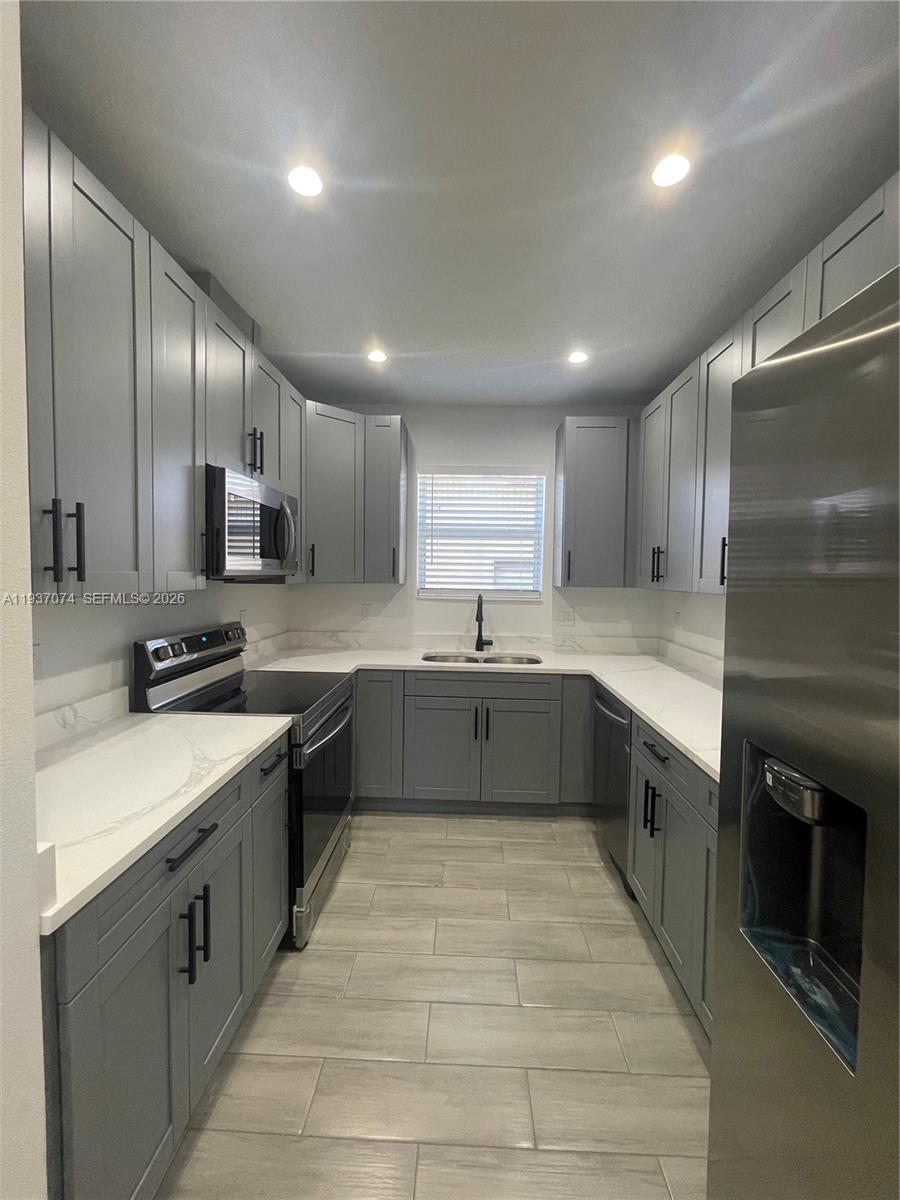 INLET CITY - Residential