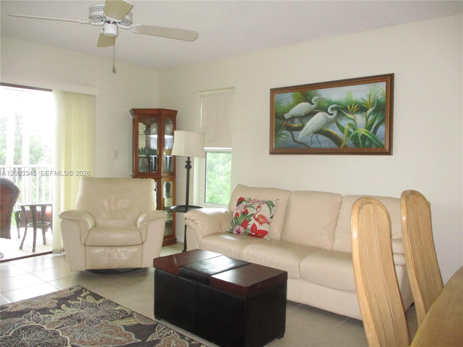 TWIN LAKES SOUTH & TOWN V - Residential