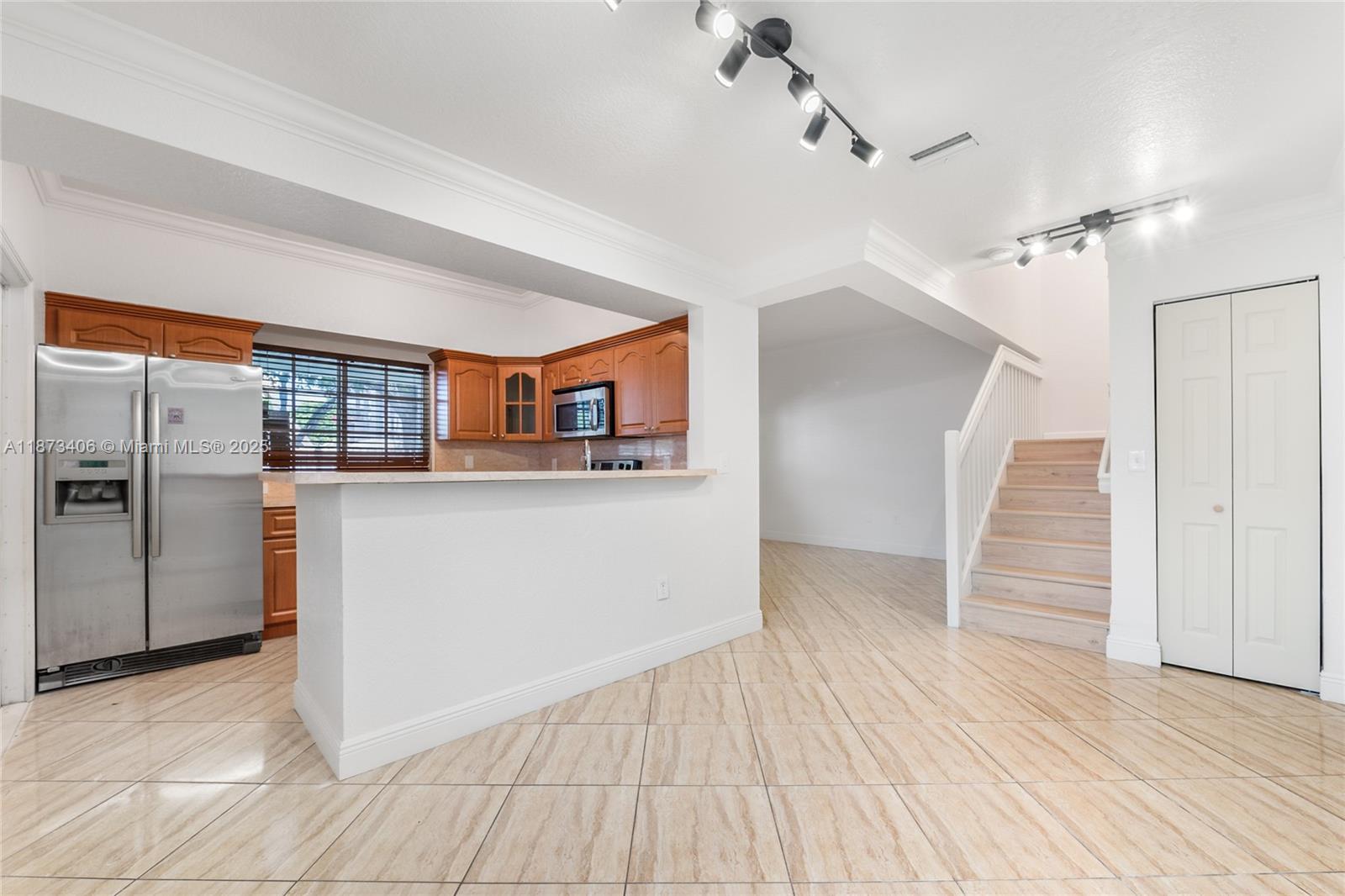 THE VILLAS OF ST AGNES CO - Residential