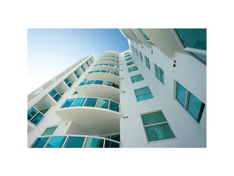BEST BRICKELL LOCATION 1 BED/1 BATH 9TH FLOOR CONDO 3 BLOCKS FROM MARY BRICKELL VILLAGE RESTAURANTS AND SHOPS, 1 BLOCK FROM SUPERMARKET AND PHARMACY. STUNNING CITY VIEWS. S.S APLIANCES, TILE FLOORS, GRANITE COUNTERTOPS,.1 COVERED PARKING STORAGE UNDER A/ C IN SAME FLOOR. COMMUNITY GYM+POOL+SOCIAL ROOM. BUILDING OFFERS GUEST AND MOTOCYCLE PARKING.