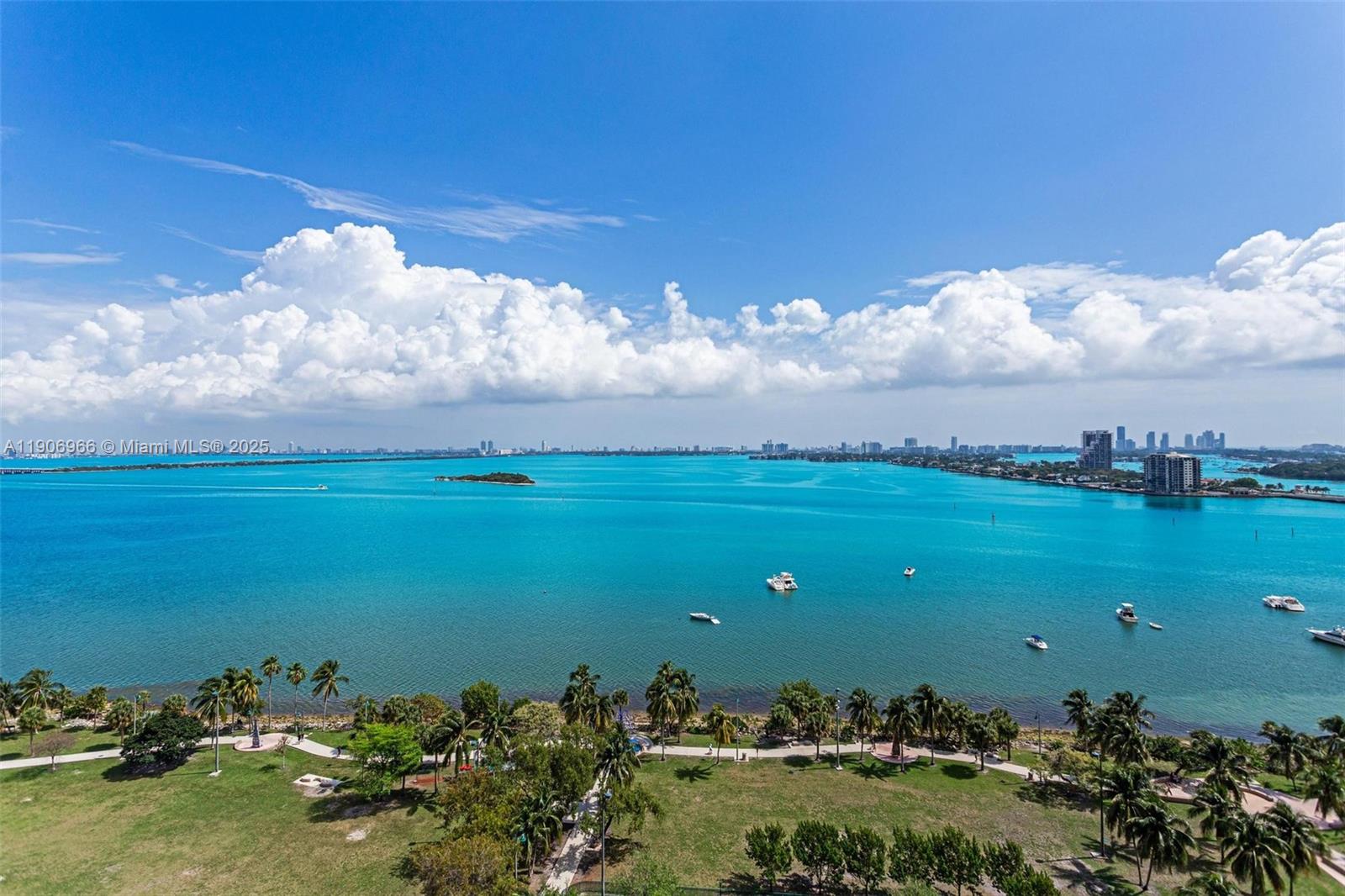 1800 CLUB CONDO - Residential Lease