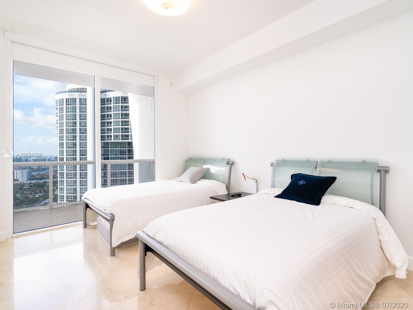 TRUMP PALACE CONDO - Residential