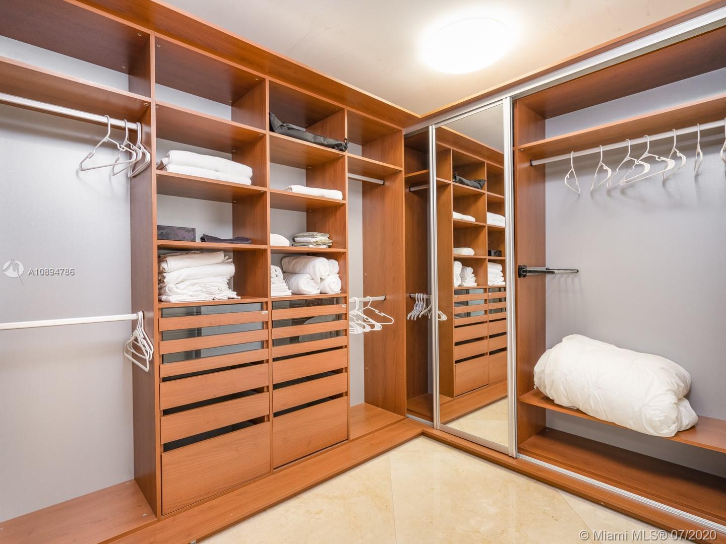 TRUMP PALACE CONDO - Residential