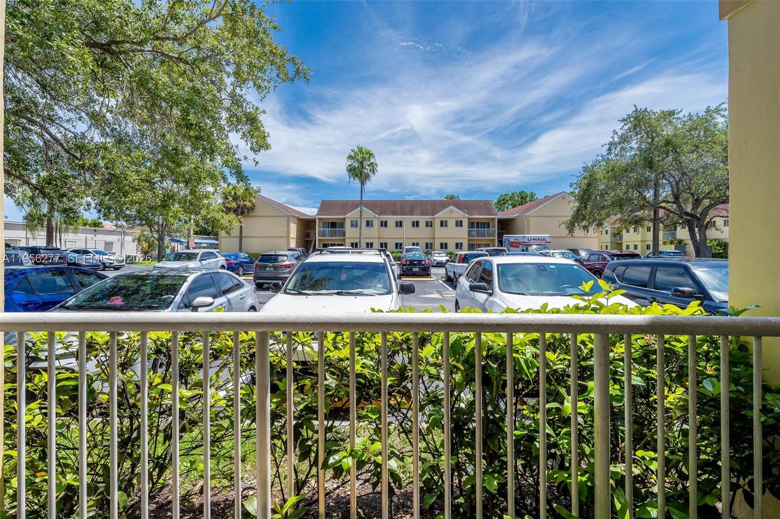 WILLOW WALK OF KENDALL CO - Residential