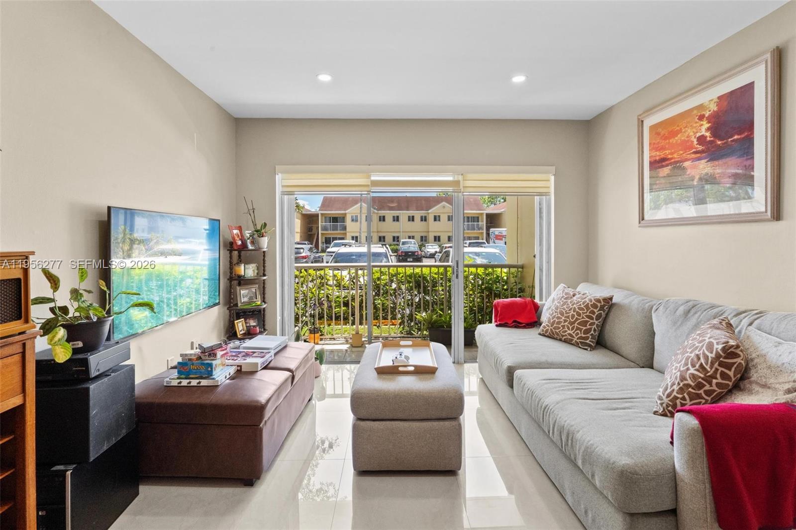 WILLOW WALK OF KENDALL CO - Residential