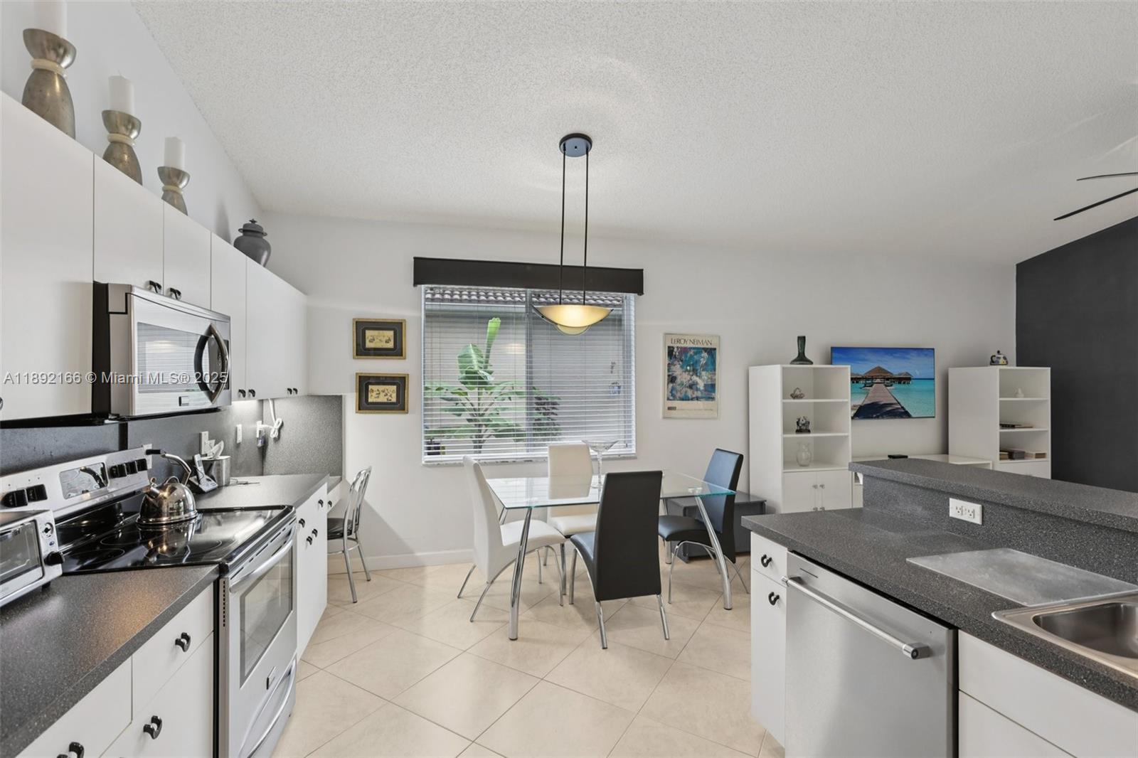 WOODMONT TRACT 67 - Residential