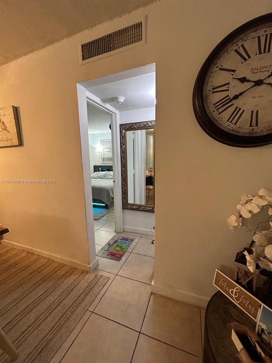 LSOLEI AT HALLANDALE BEAC - Residential