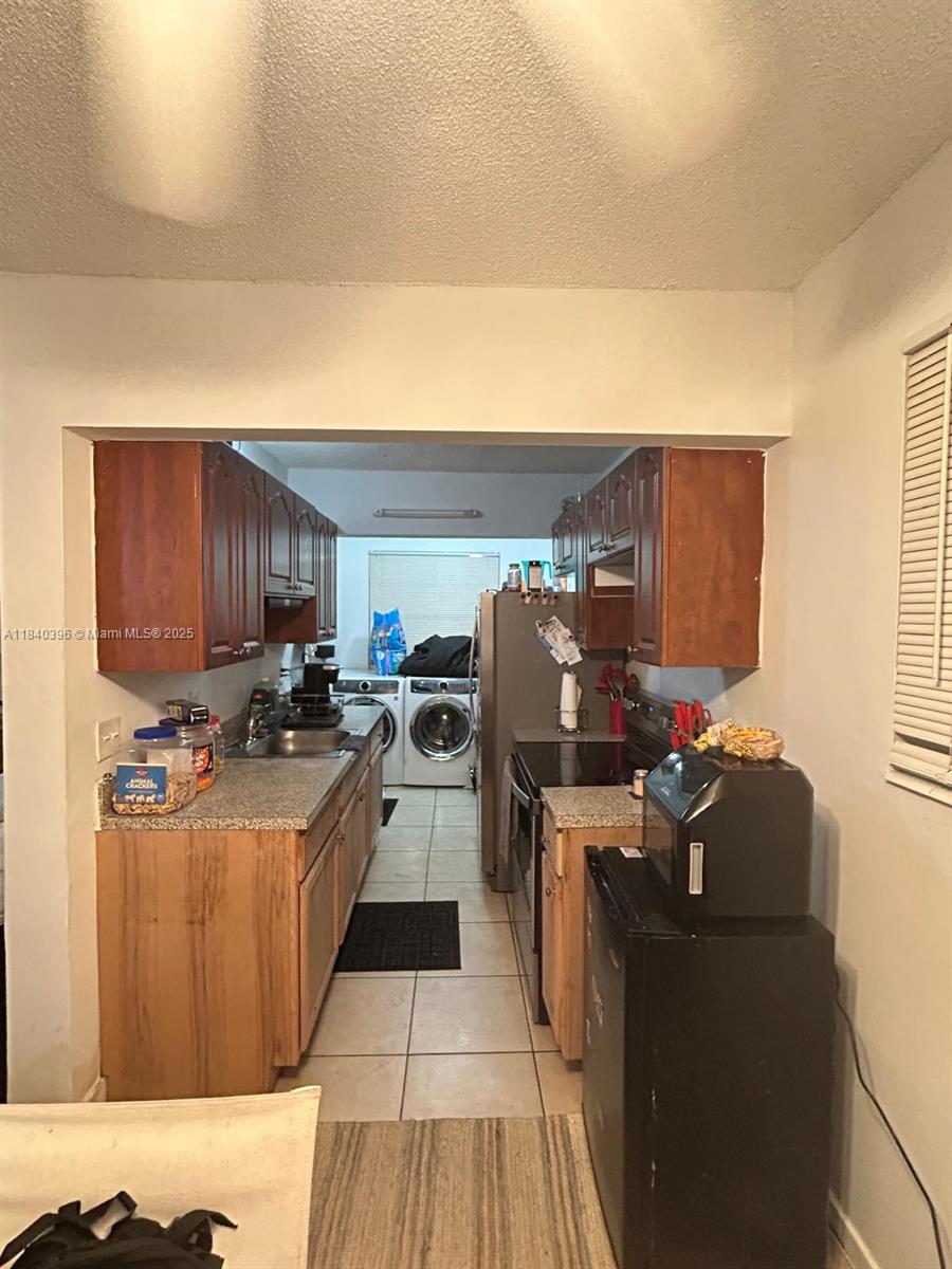 LOCATION!!! LOCATION!!! Calling all investors! Check out this AMAZING 1 bed/1 bath in Hallandale Beach! Just minutes from the beach, shopping, restaurants, and the Hard Rock Casino! Comes with assigned parking, washer dryer in unit!