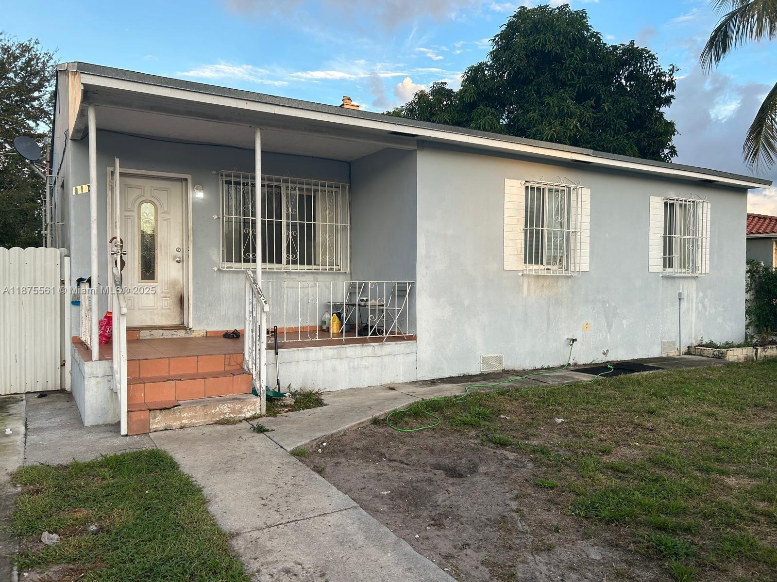 BROADMOOR MANOR - Residential