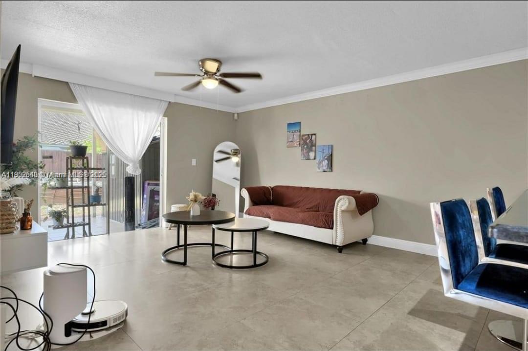 TWIN CHALETS AT INTL GARD - Residential