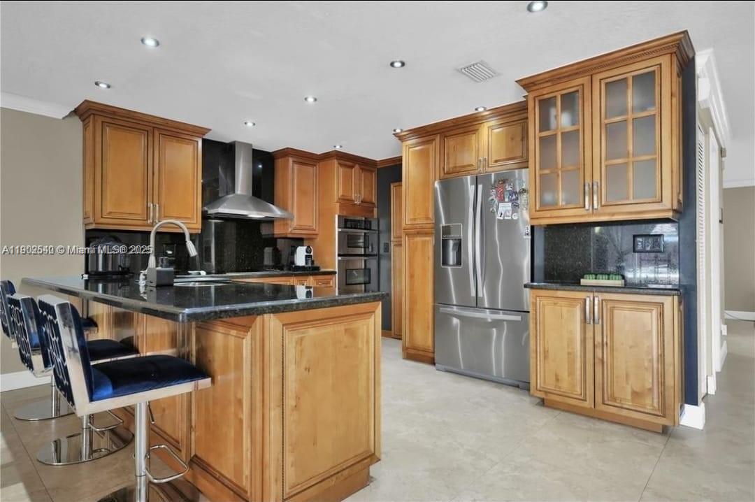 TWIN CHALETS AT INTL GARD - Residential