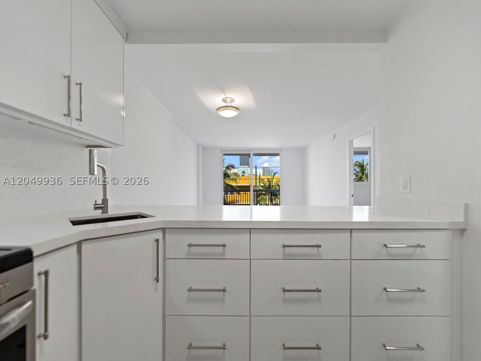 401 Ocean Dr 403