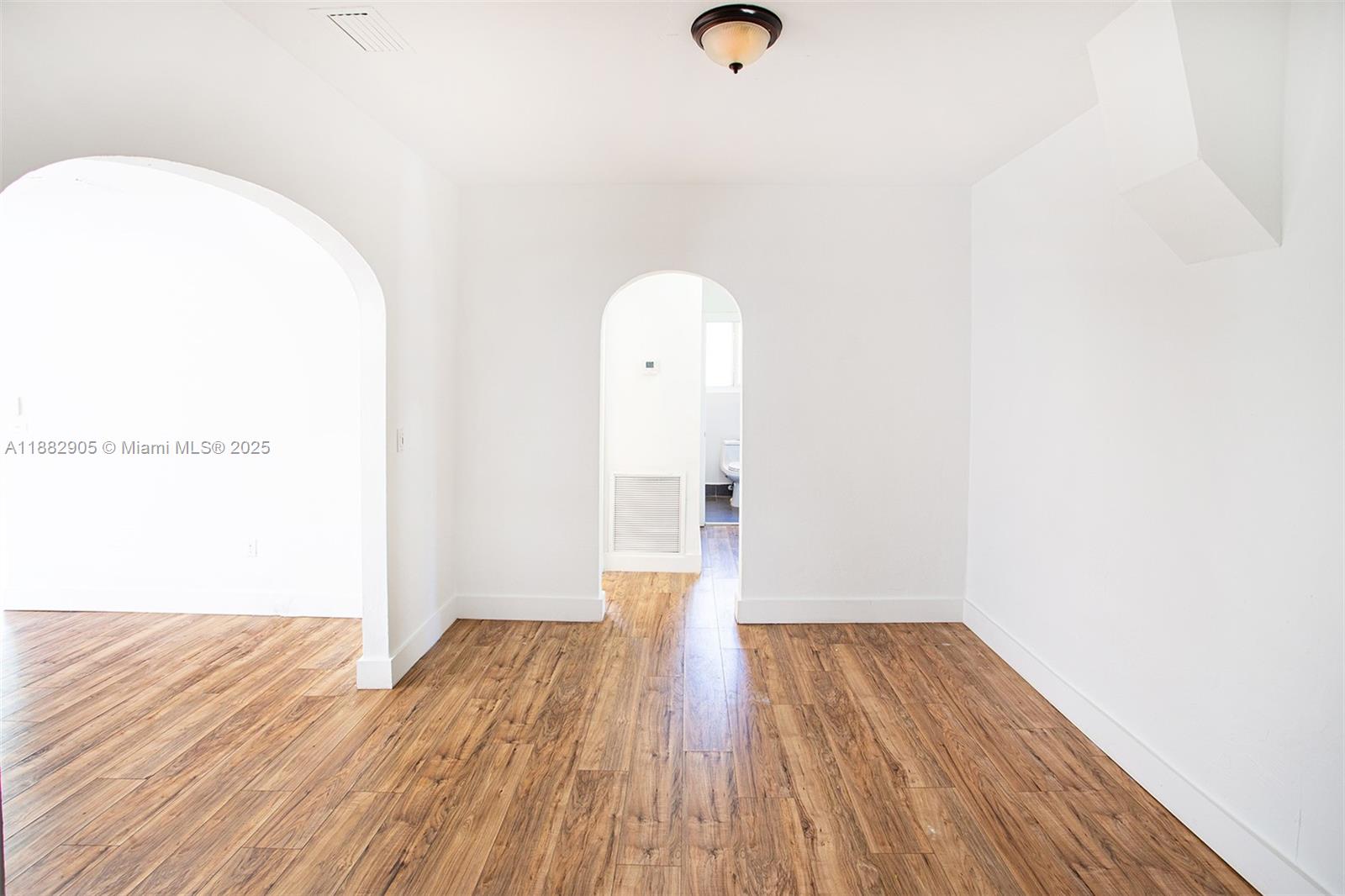 CITY OF MIAMI SOUTH - Residential Lease