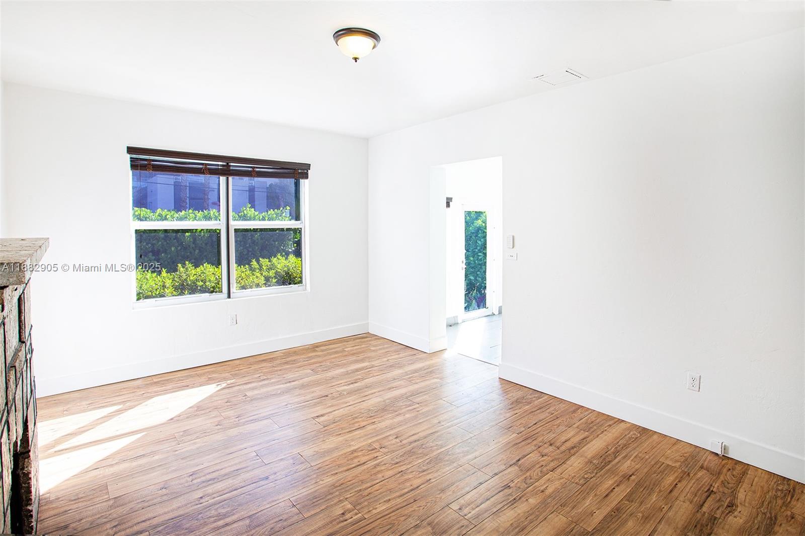 CITY OF MIAMI SOUTH - Residential Lease