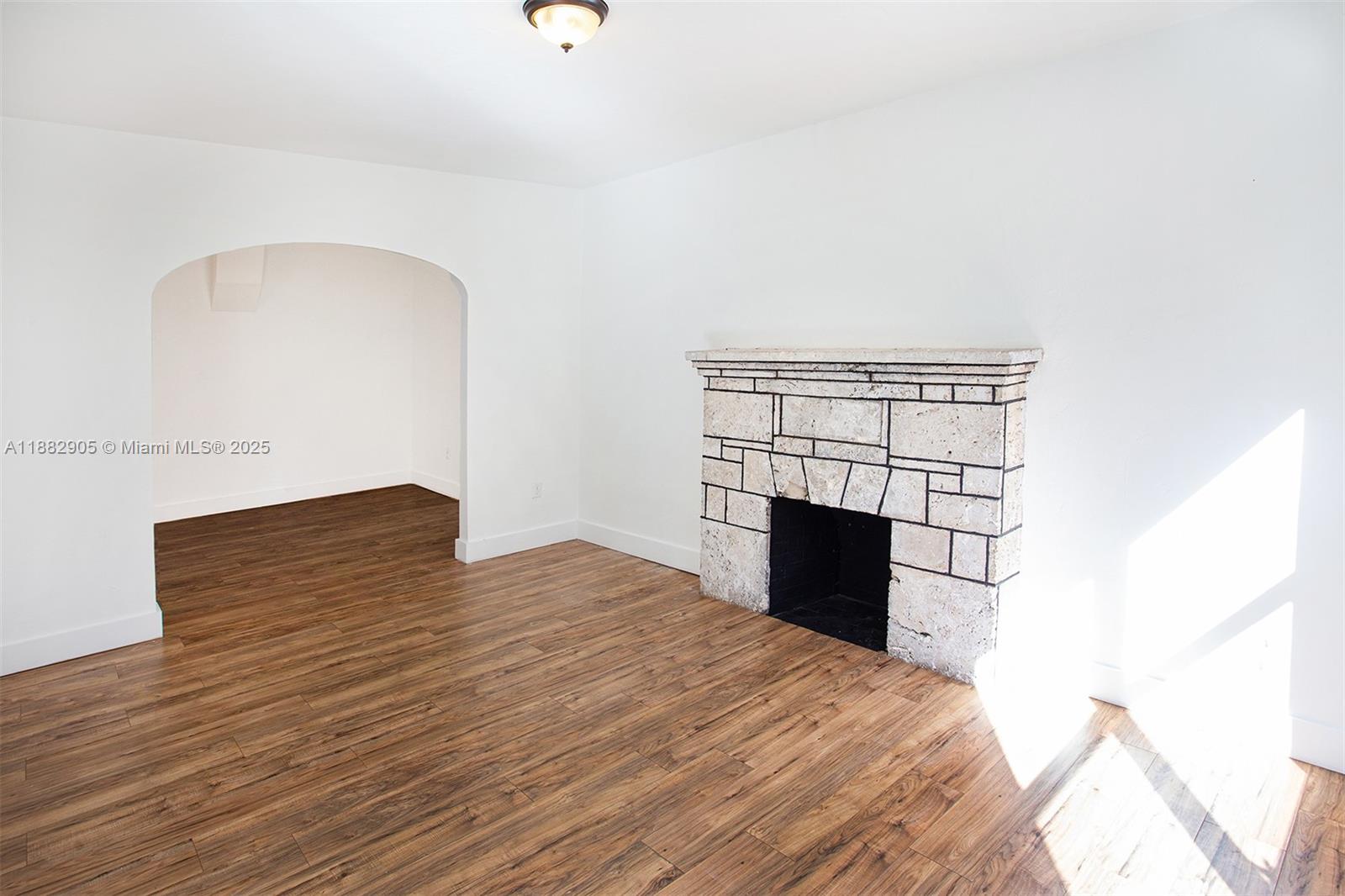 CITY OF MIAMI SOUTH - Residential Lease