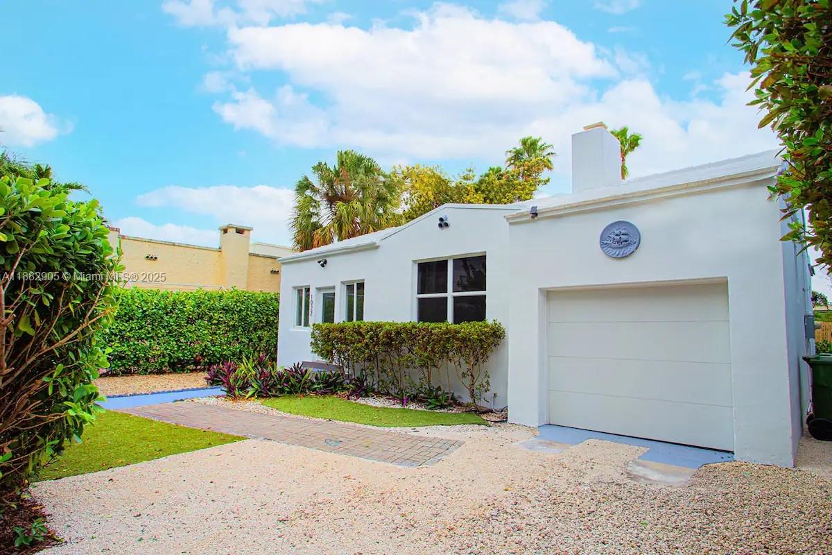 CITY OF MIAMI SOUTH - Residential Lease