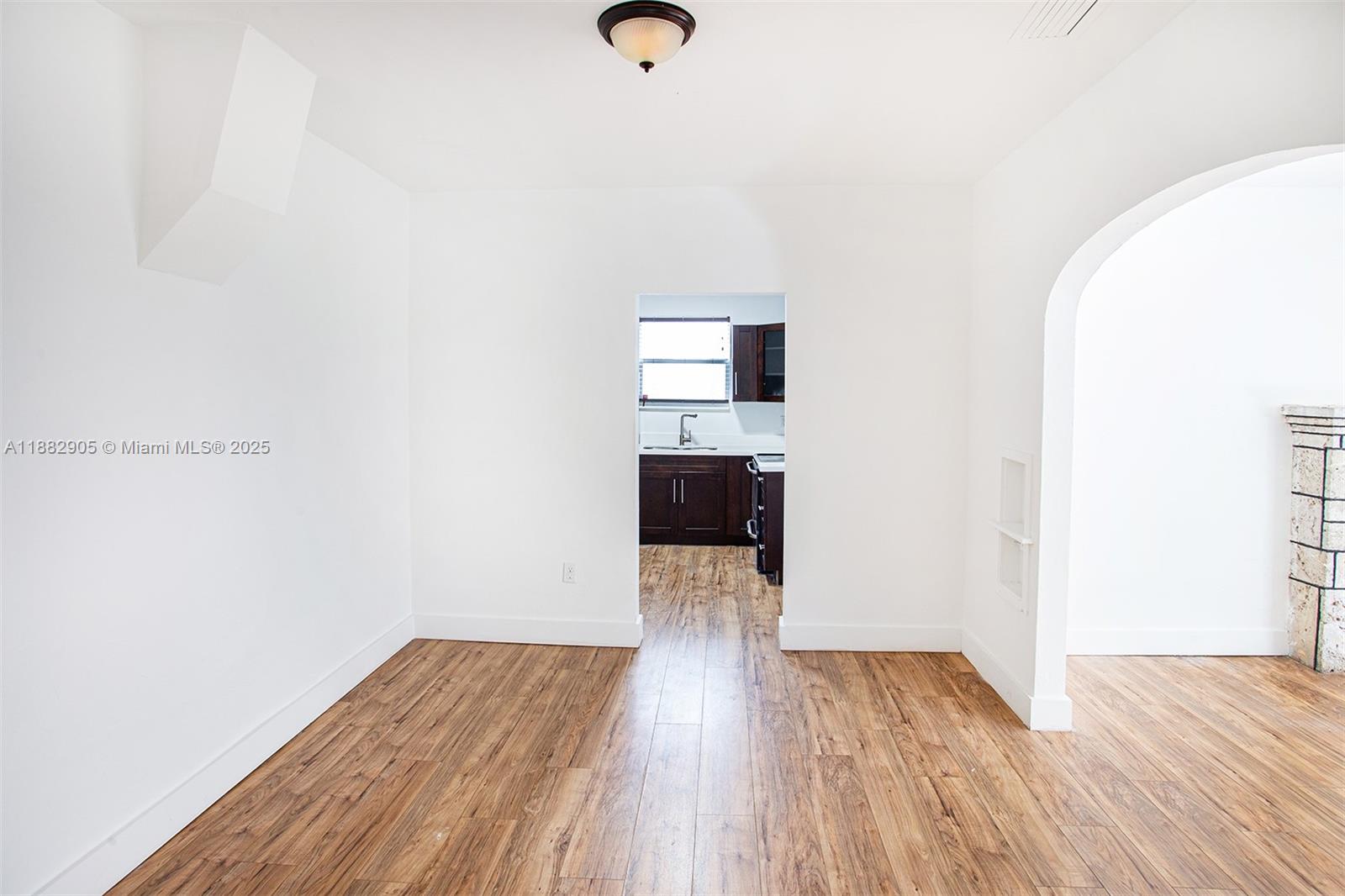 CITY OF MIAMI SOUTH - Residential Lease