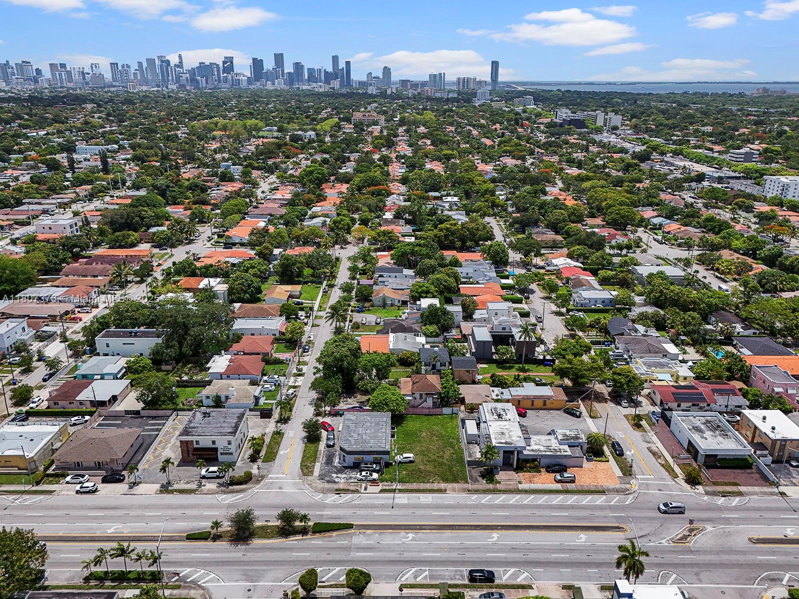 GRAPELAND PARK - Commercial Sale