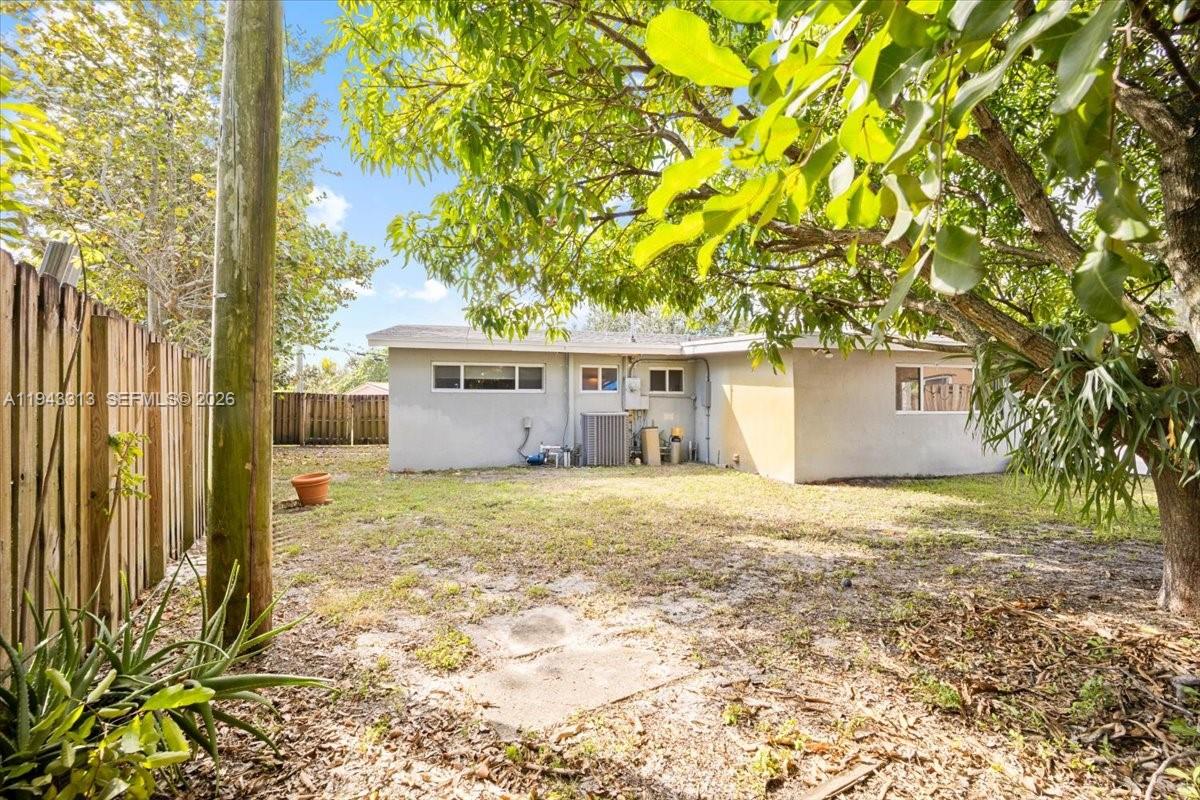 FAIRFAX BROLLIAR ADD SEC - Residential