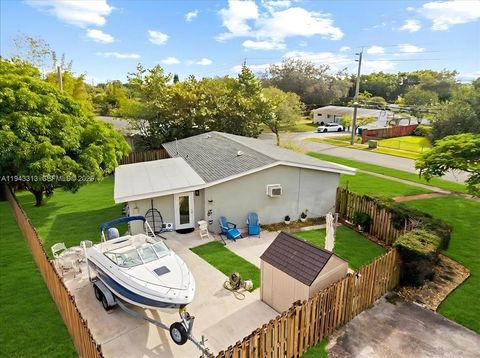 Photo of 1864 SW 37th Ave, Fort Lauderdale, FL 33312 (MLS # A11943313)