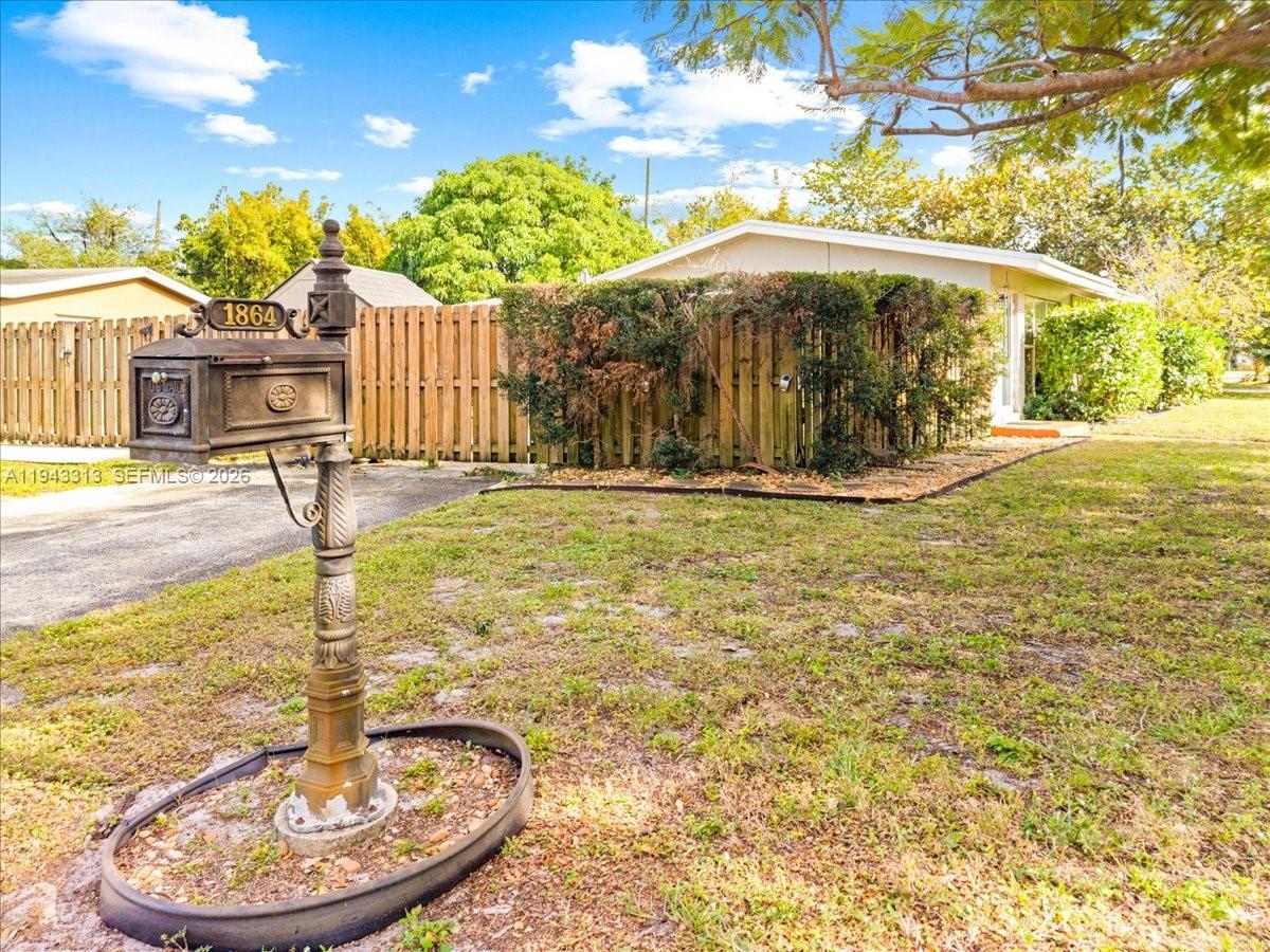 FAIRFAX BROLLIAR ADD SEC - Residential