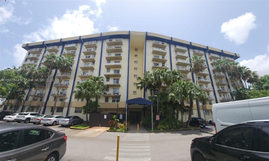 GREAT OPPORTUNITY! 1-bedroom / 1-bathroom first-floor apartment located in the gated and well-maintained community of Yolanda Villas Condo, in Miami. This unit features a private balcony with beautiful garden views, assigned parking, and can be rented, making it ideal for both homeowners and investors. Competitively priced to attract motivated buyers.

The community is an oasis in the middle of the city, offering controlled access, swimming pool, gym, tennis courts, and a clubhouse. Excellent location near Miami International Airport, with easy access to public transportation, major highways, supermarkets, restaurants, and more.

Don't miss this opportunity — schedule your showing today!

Back on the market due to buyer finance