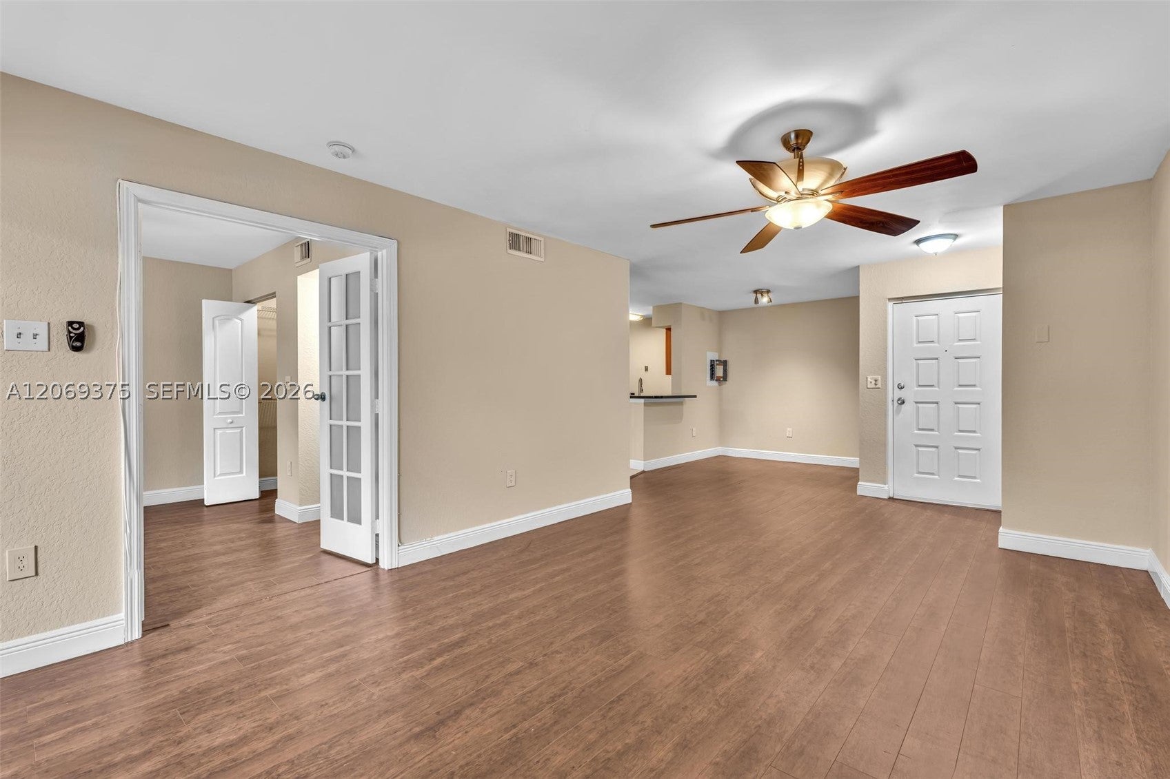 2850 N Oakland Forest Dr