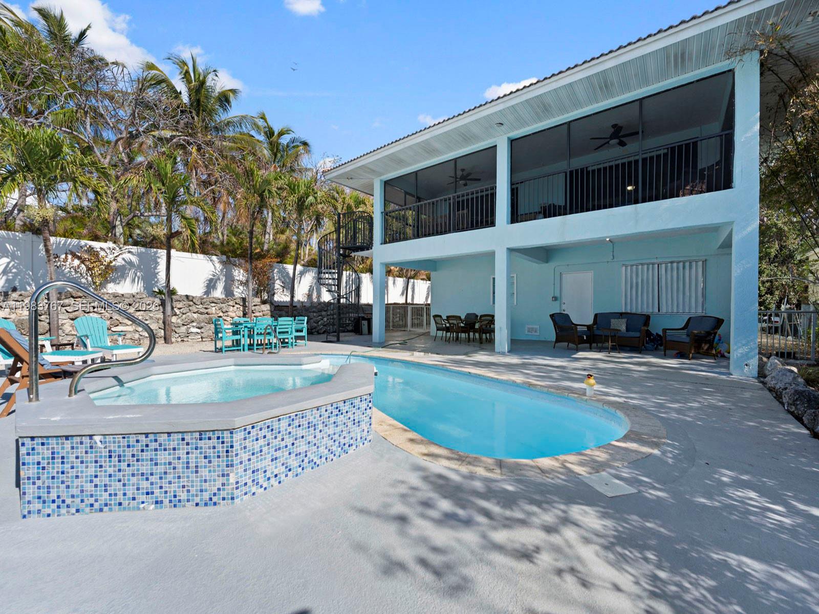 CRAINS SUBD OF GRASSY KEY - Residential