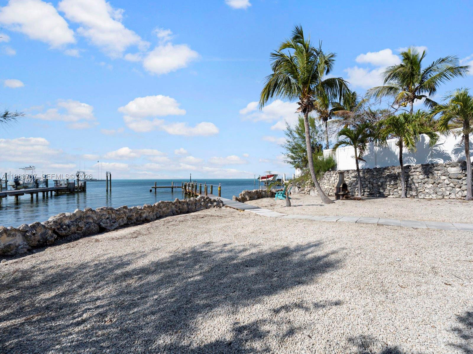 CRAINS SUBD OF GRASSY KEY - Residential