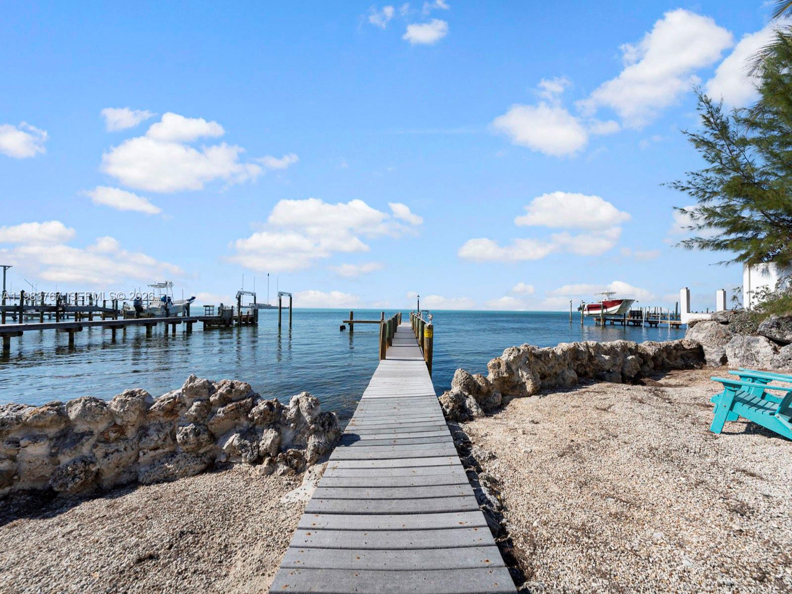 CRAINS SUBD OF GRASSY KEY - Residential