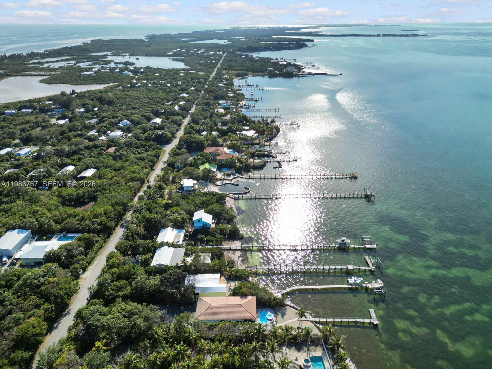 CRAINS SUBD OF GRASSY KEY - Residential