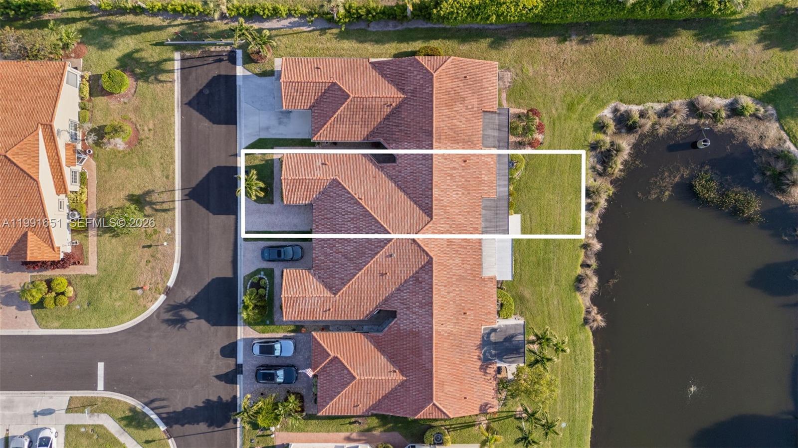 FLORAL LAKES 1 - Residential