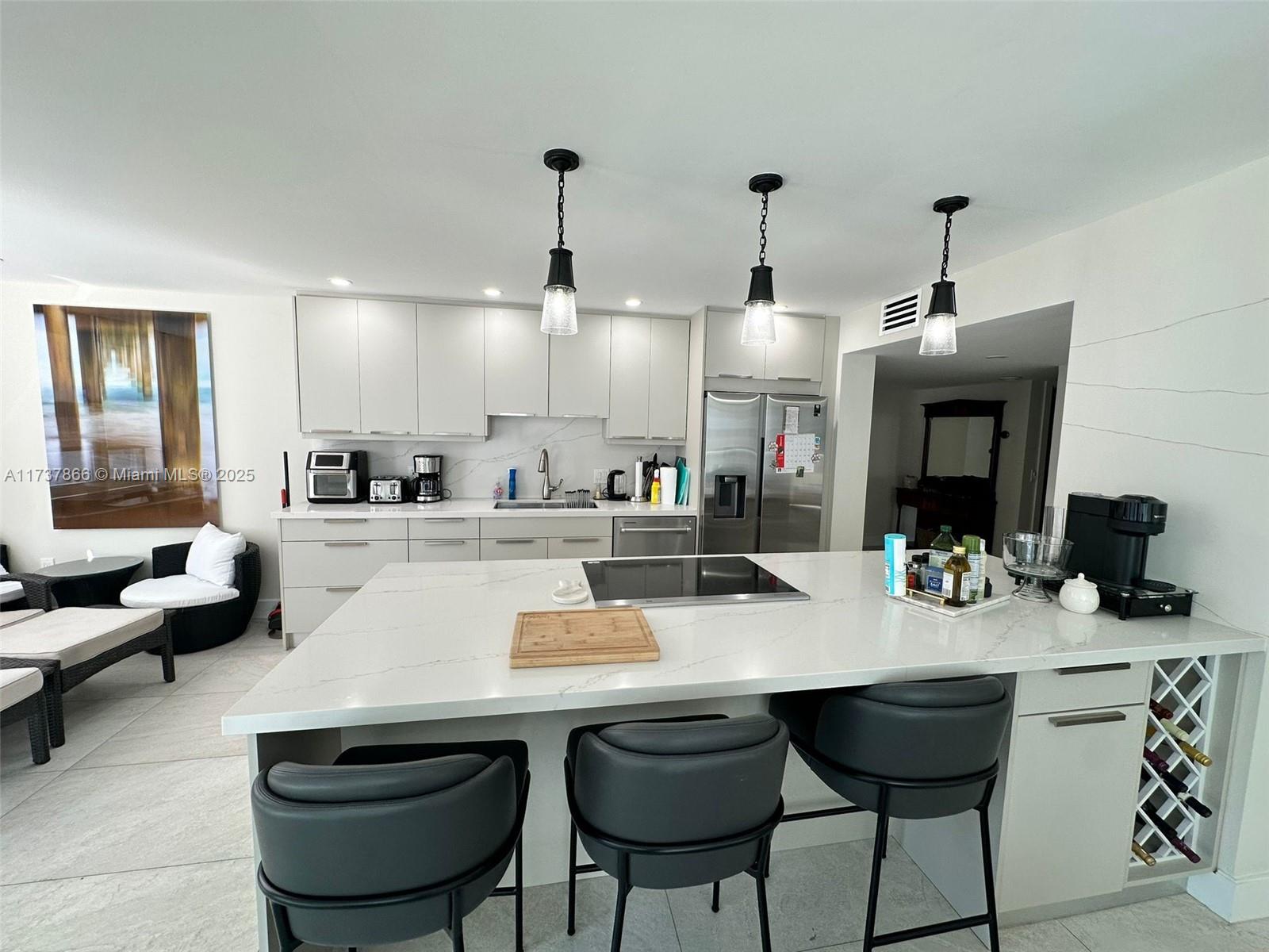 AQUARIUS CONDO - Residential Lease