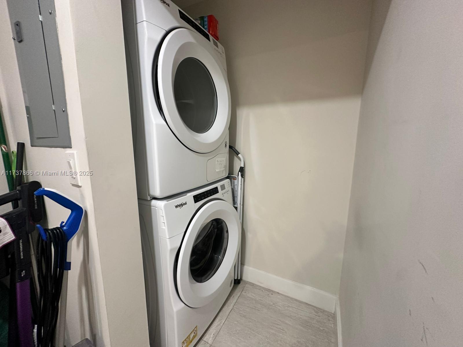 AQUARIUS CONDO - Residential Lease