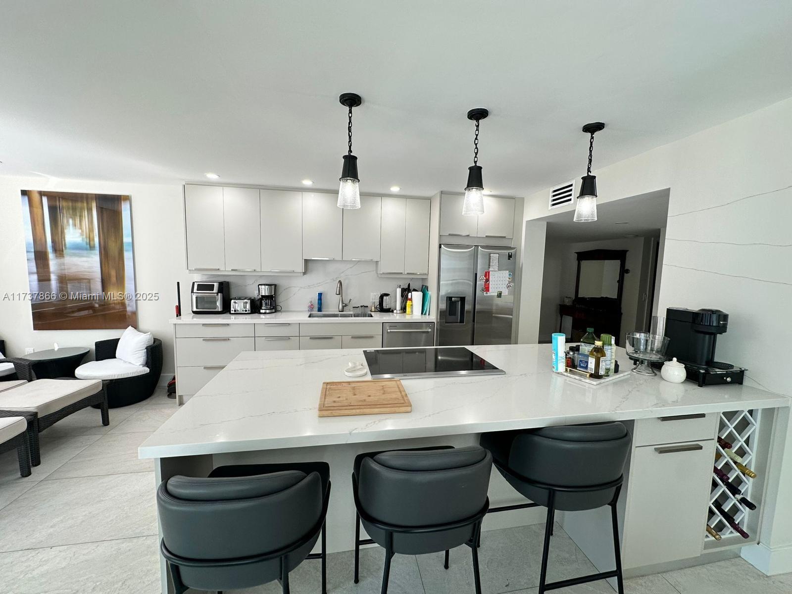 AQUARIUS CONDO - Residential Lease