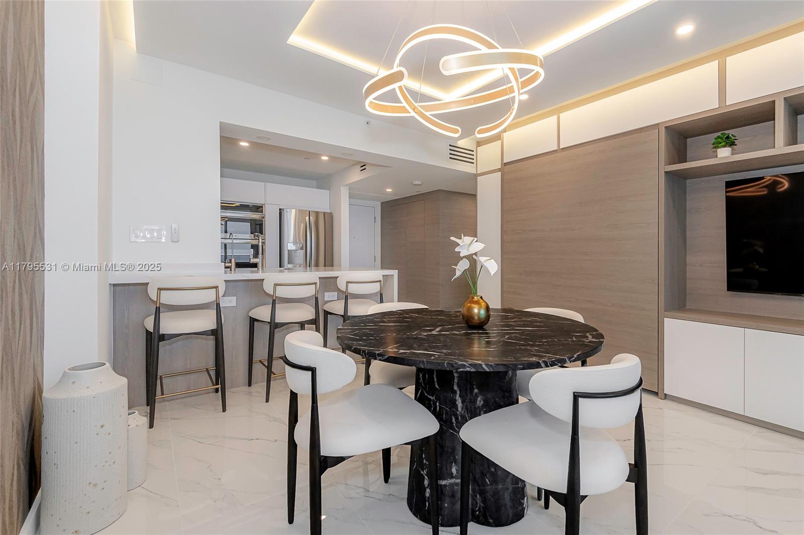 RONEY PALACE CONDO - Residential Lease