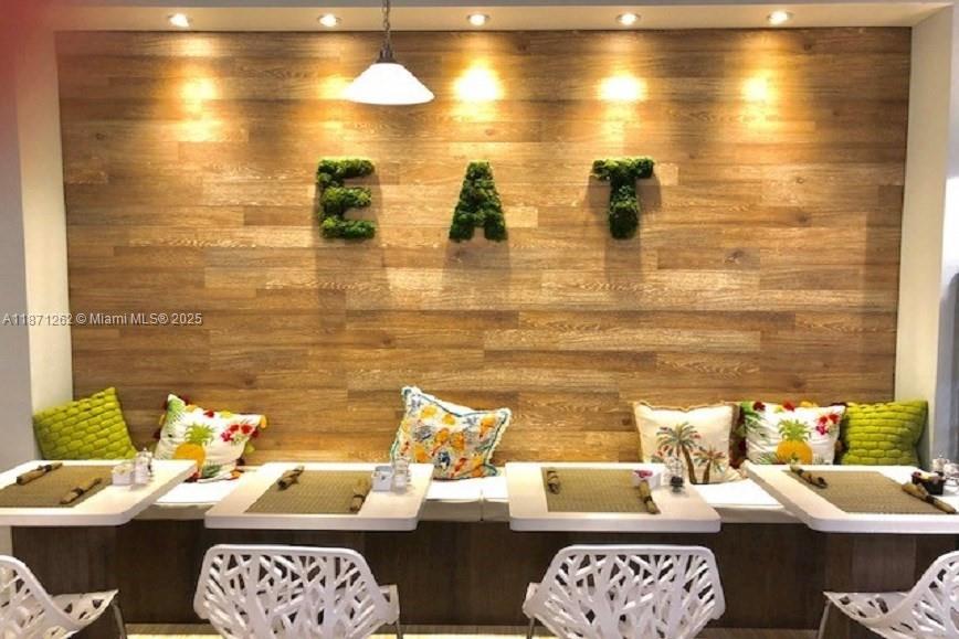 HARBOUR HOUSE - Residential